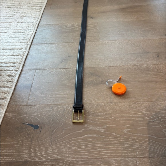 Brooks Brothers Dark Brown Leather Belt with Brass Buckle 40 - Picture 4 of 7